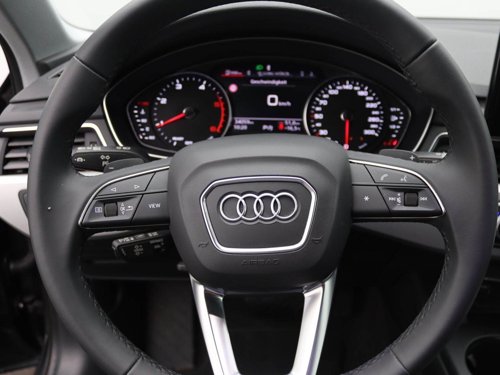 Audi A4 - Bild 15
