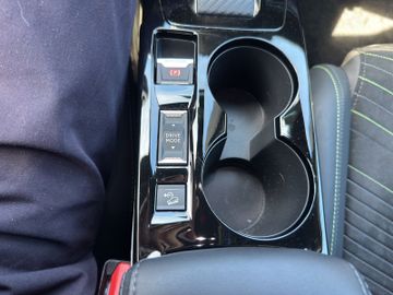 Peugeot 2008 GT PT 130 EAT8 Navi+RFK+LED+SHZ+Carplay+LM