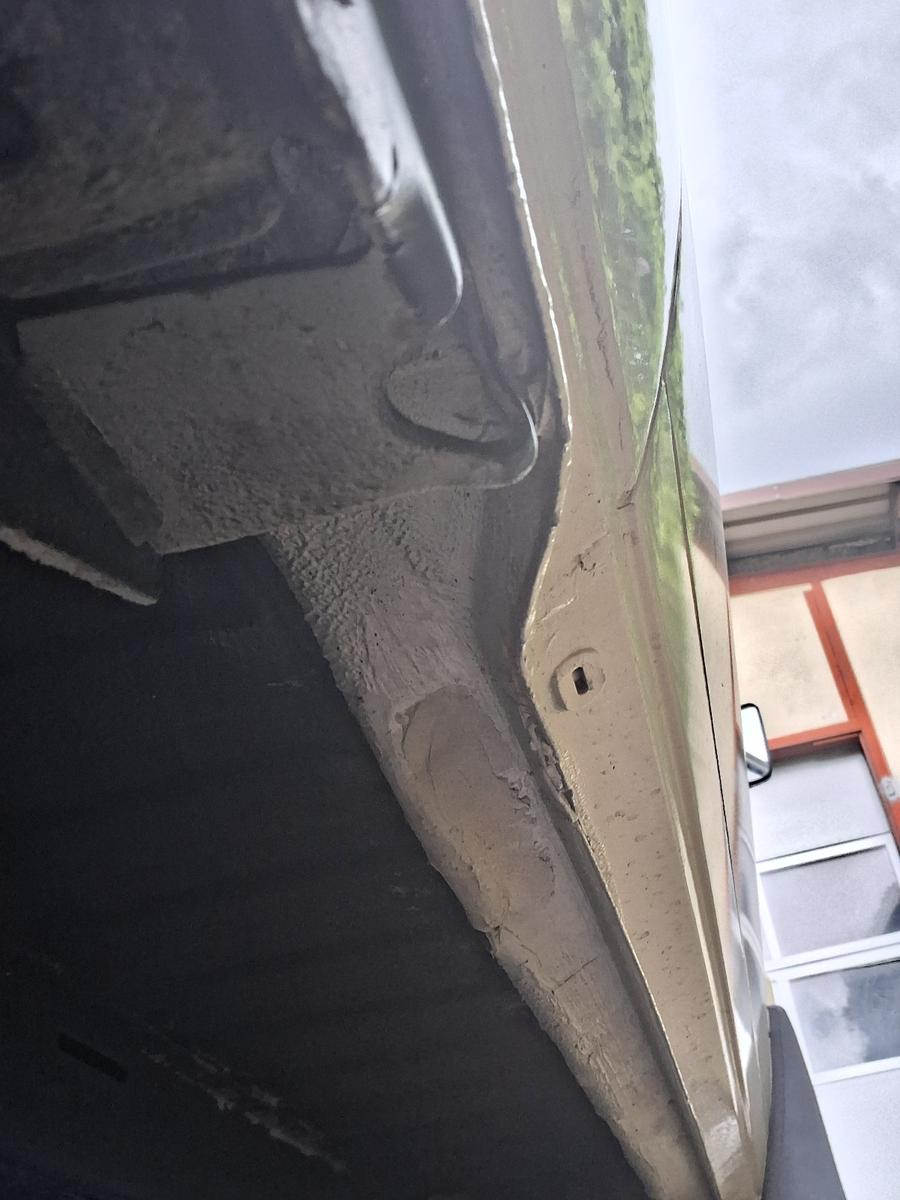 Volkswagen T3 andere Oldtimer Krankenwagen