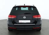 Volkswagen Passat Variant 1.5 TSI Comfortline Navi ACC PDC - Volkswagen Passat Variant mit Benzin-Antrieb: Kombi, Schaltgetriebe