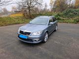 Skoda Octavia RS TDI Kombi  DSG - Skoda Octavia aus 2012: RS