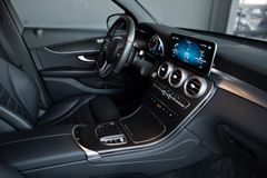 MERCEDES-BENZ GLC 200 4M Coupe*Night*Business*High-End*LED*19"