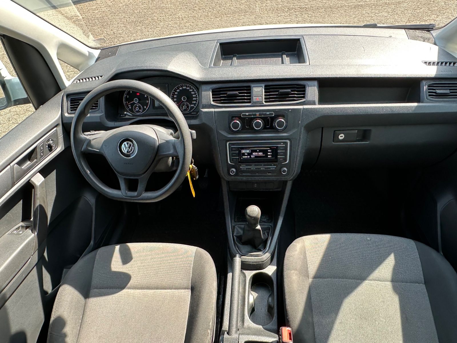 Fahrzeugabbildung Volkswagen Caddy 1.2 TSI Kasten Klima/GRA/BT/Heckklappe
