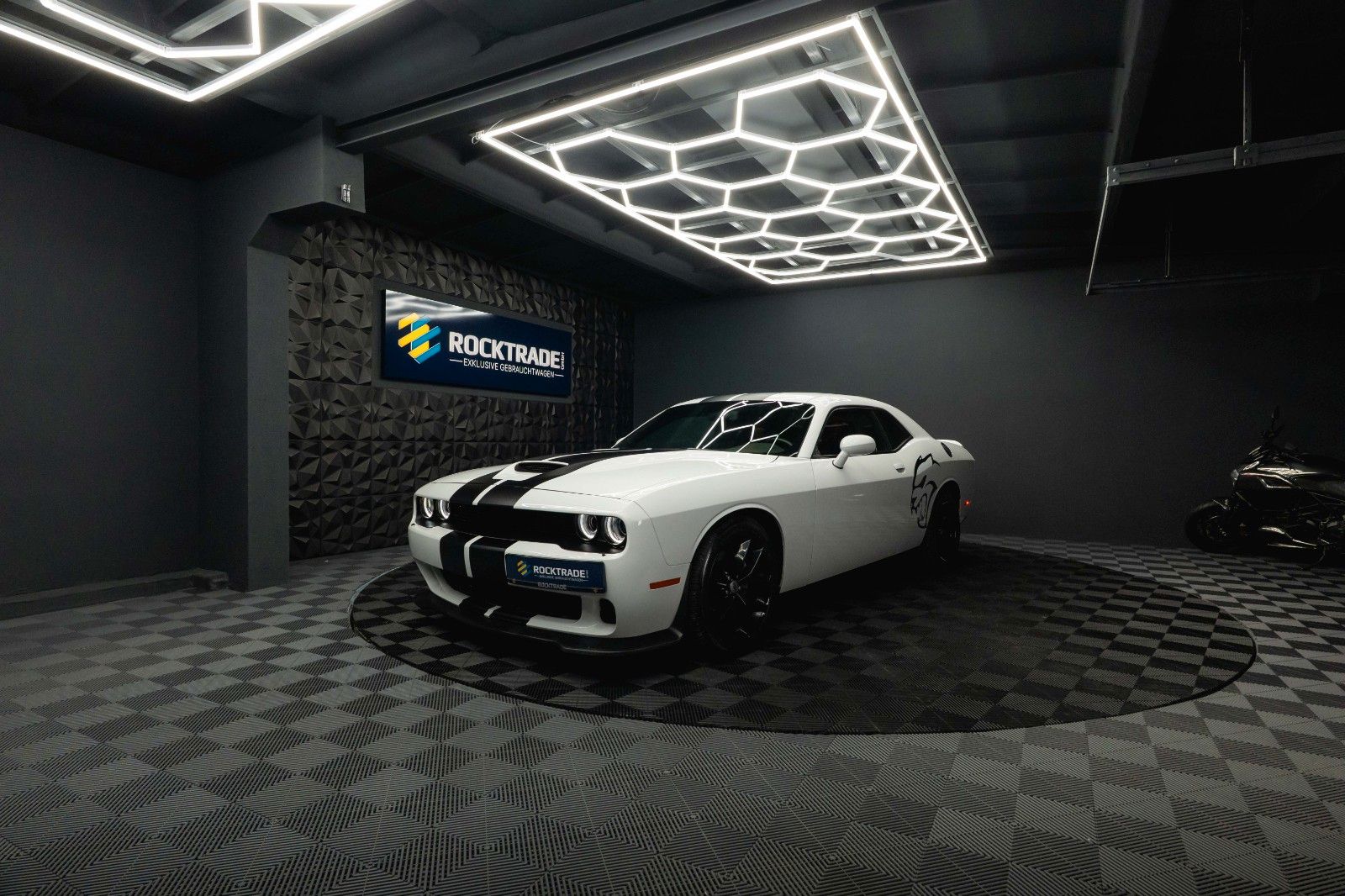 Fahrzeugabbildung Dodge Challenger 3.6 V6 GT Performance SRT Styling