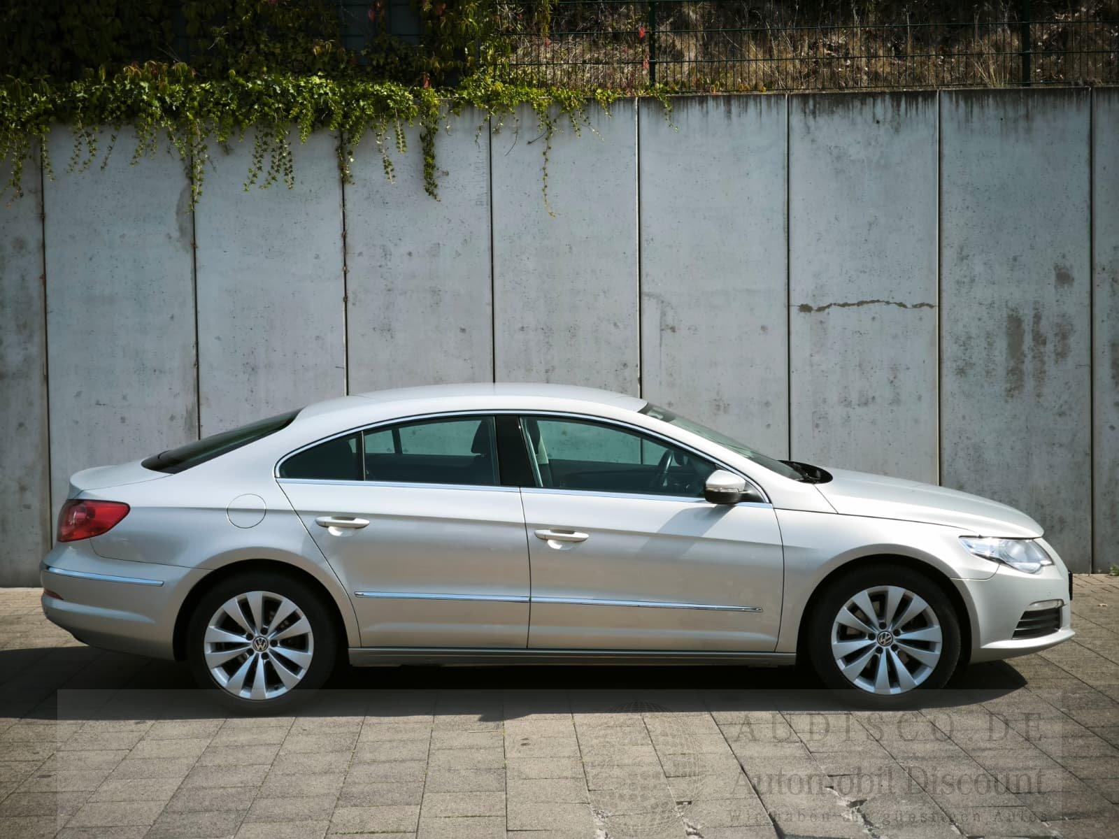 Volkswagen Passat CC 2.0TDI 1Hand Scheckheft AHK TüvNEU