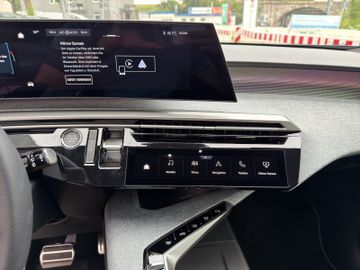 Peugeot 5008 GT Long Range 230 7-Sitzer+AHK
