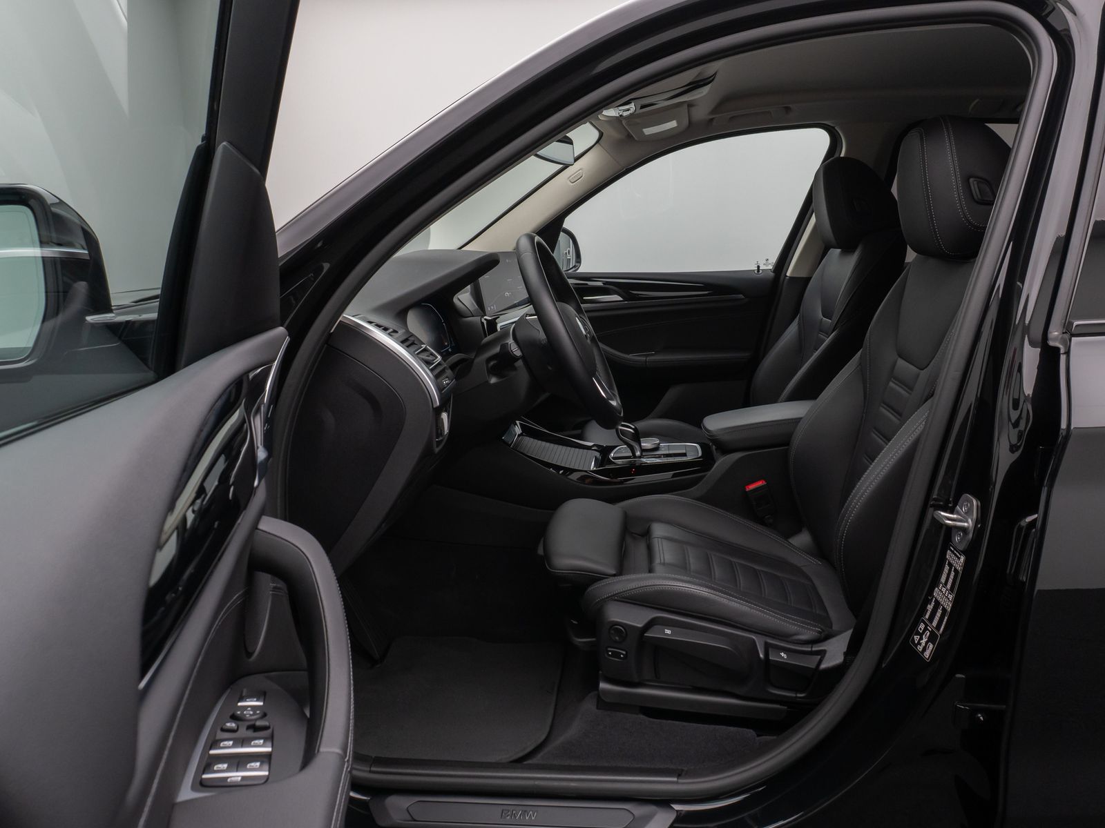 Fahrzeugabbildung BMW X3 xD20d Kamera DAB Leder Parkassis Sport 19Zoll