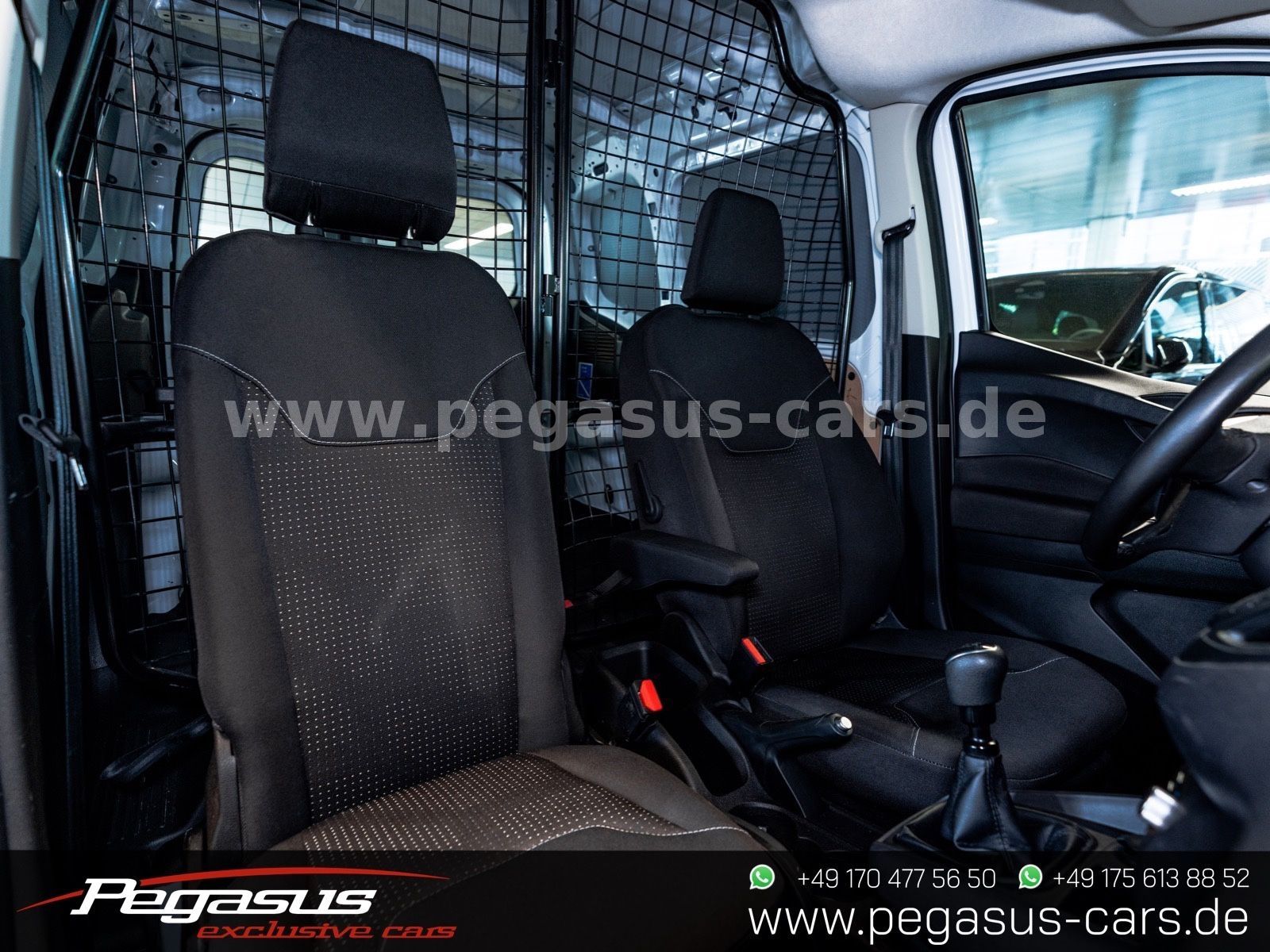 FORD Transit Courier - 30