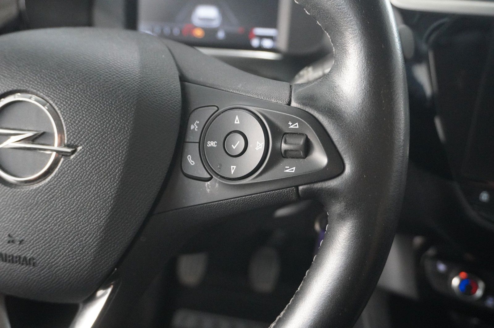 Fahrzeugabbildung Opel Corsa F 1.5D ELEGANCE NAVI/LED/KAMERA/SH/VIRTU.