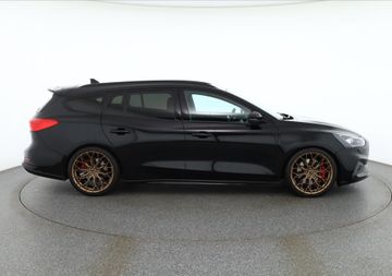 Ford Focus - 6