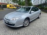 Renault Laguna 2.0 - Renault Laguna mit Benzin-Antrieb: Limousine, 2.0