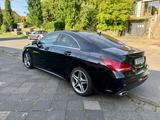 Mercedes-Benz CLA 220 Diesel  - Mercedes-Benz 220: Limousine, C