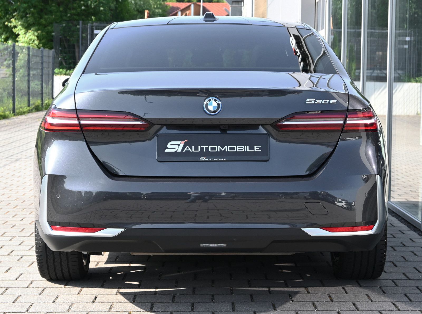 Fahrzeugabbildung BMW 530e Aut. °UVP 88.479€°ACC°B&W°PANO°MERINO°360°