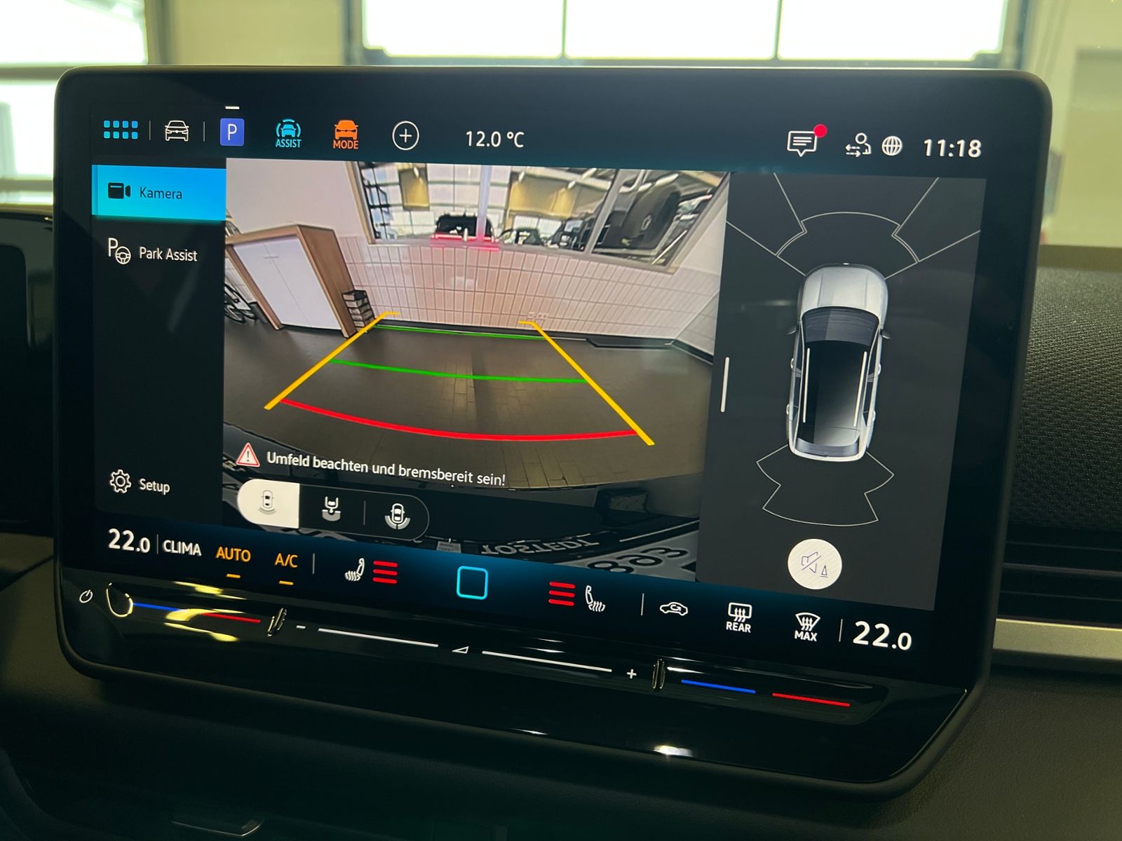 Fahrzeugabbildung Volkswagen T-Roc R-Line 1.5 eTSI DSG *AHK, LED, ACC, Kamera