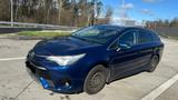 Toyota Avensis 1,6-l-D-4D Executive Touring Sports - Toyota Avensis: 1.6