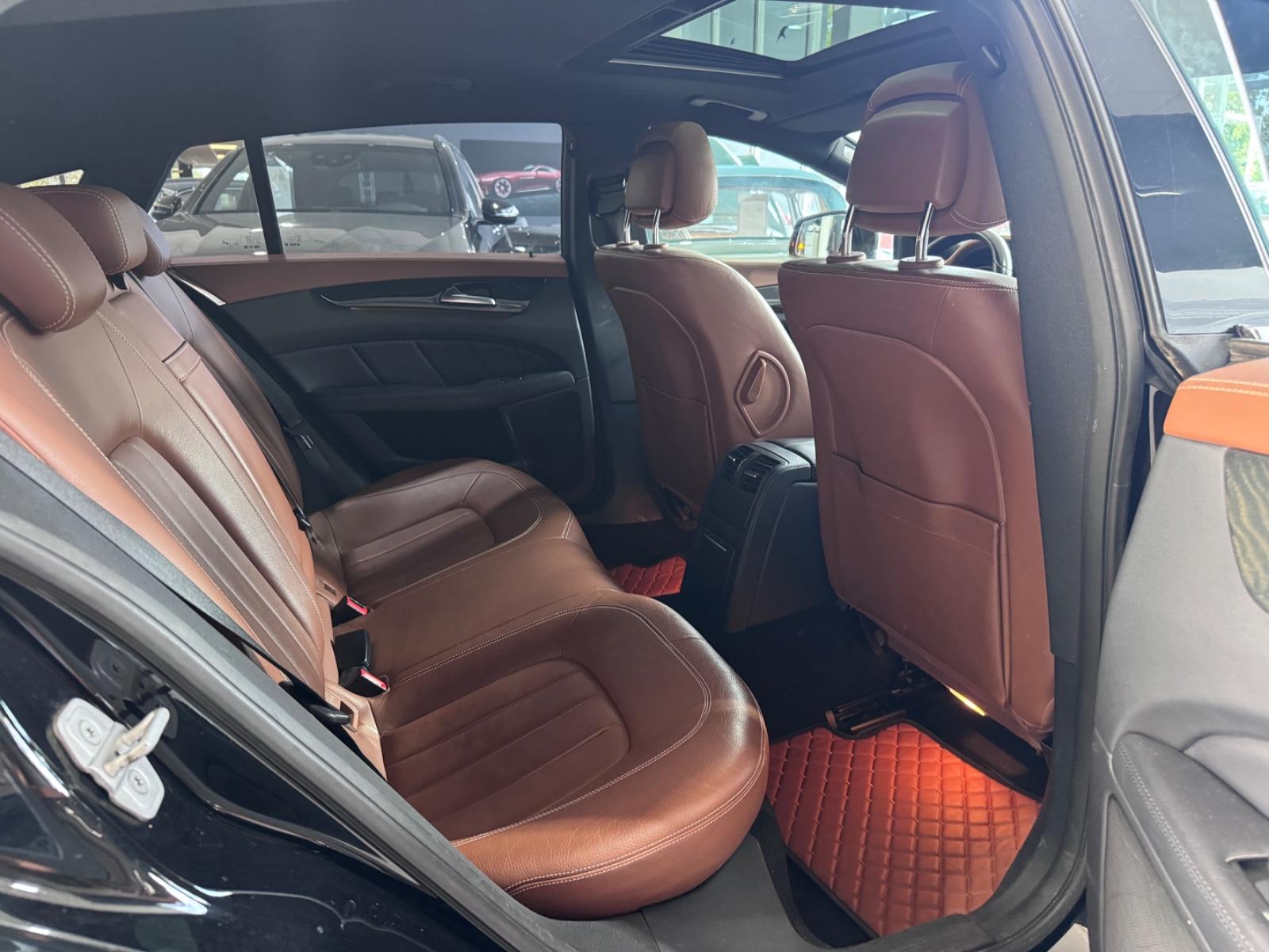 Mercedes-Benz CLS 350 SB*MULTIBEAM*AHK*SCHIEBEDACH*SHZ*KLIMA