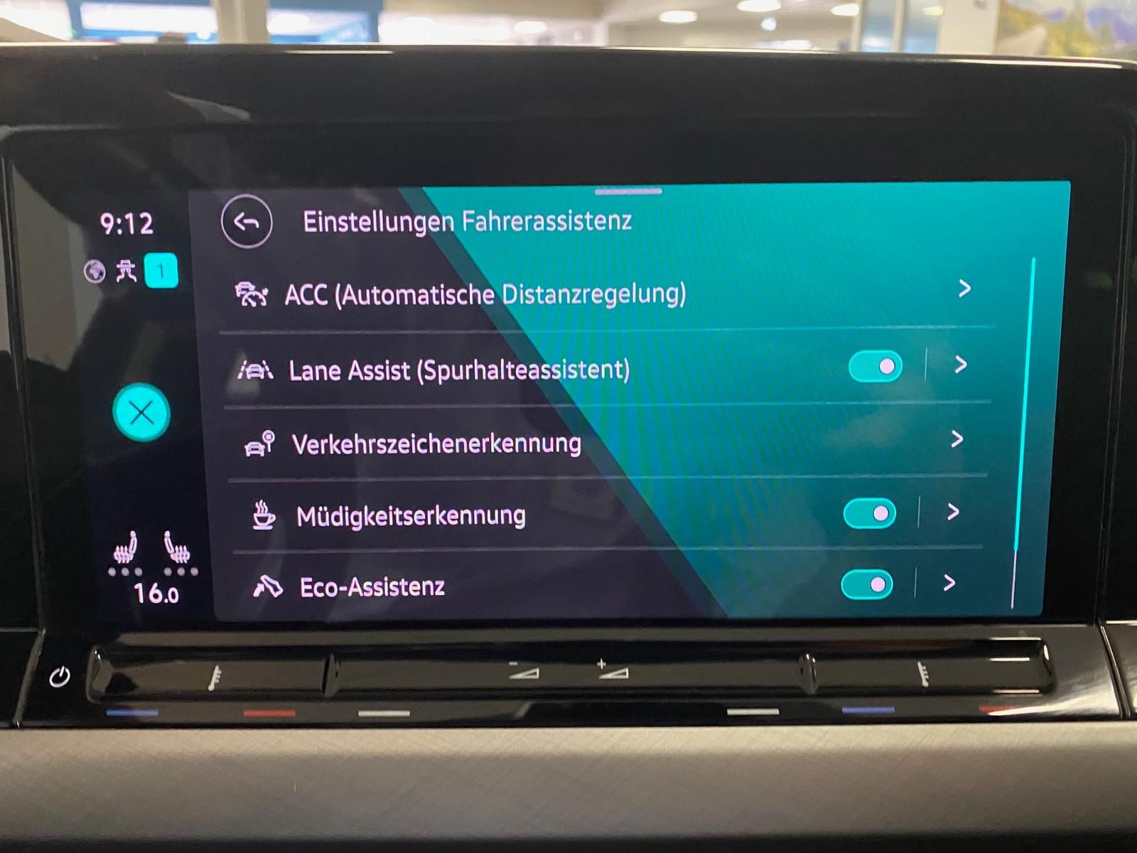 Fahrzeugabbildung Volkswagen Golf Variant 1.5 TSI APP+KLIMA+ACC+RFK+AHK+NAVI+