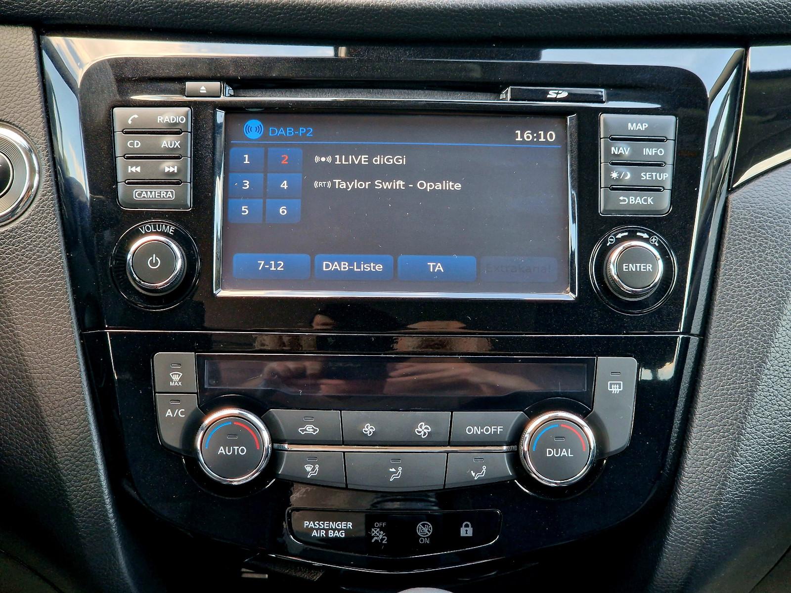 Nissan Qashqai N-Connecta (Automatik, Navi, Kamera)
