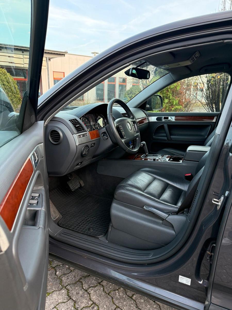 Volkswagen Touareg 2008 — photo 7
