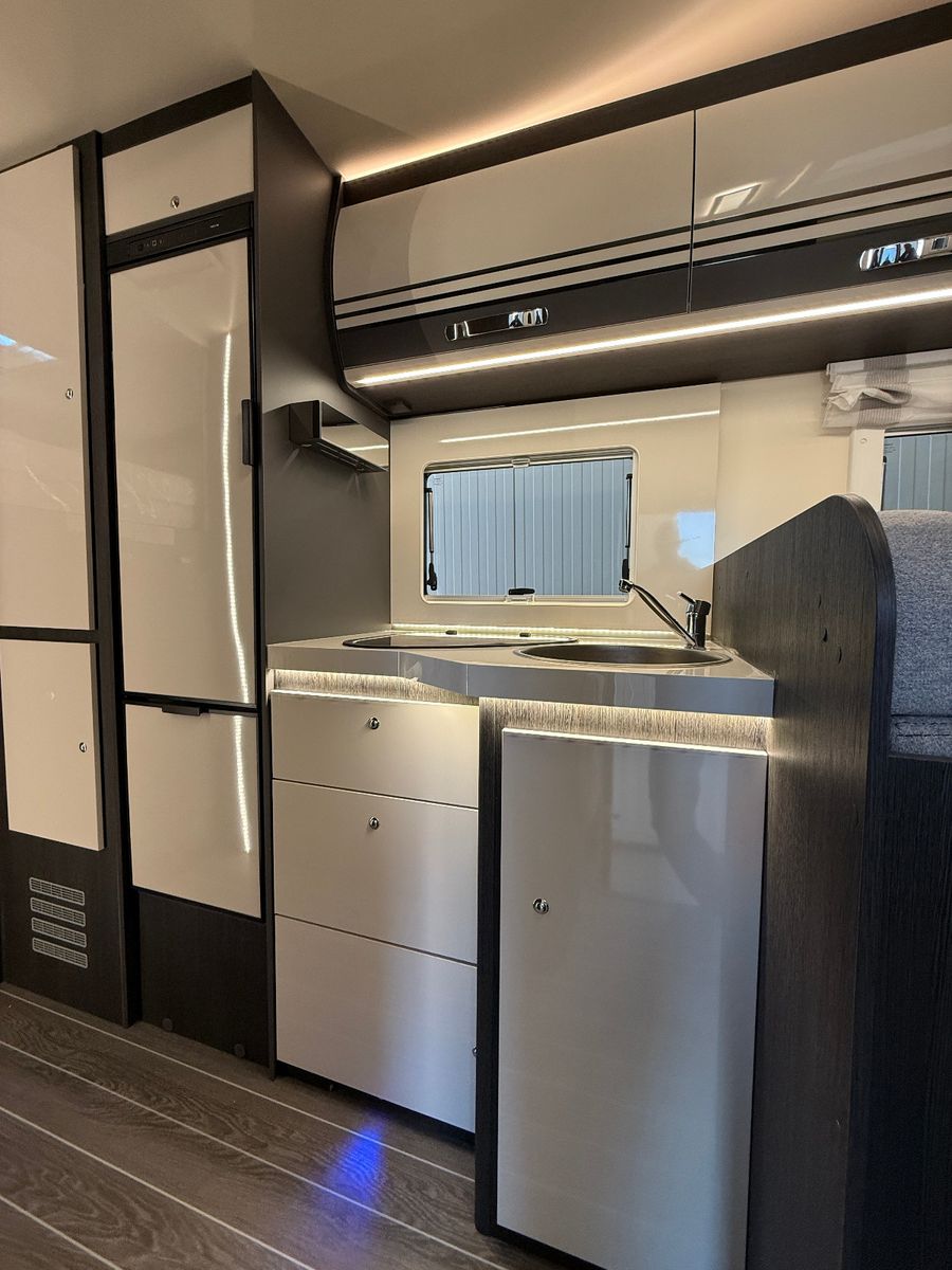 Fahrzeugabbildung Roller Team Kronos 290 M