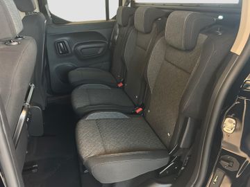 Fotografie 13 des Opel Combo Life 1,5 D Edition Navi, RFK, Lenkradheiz.