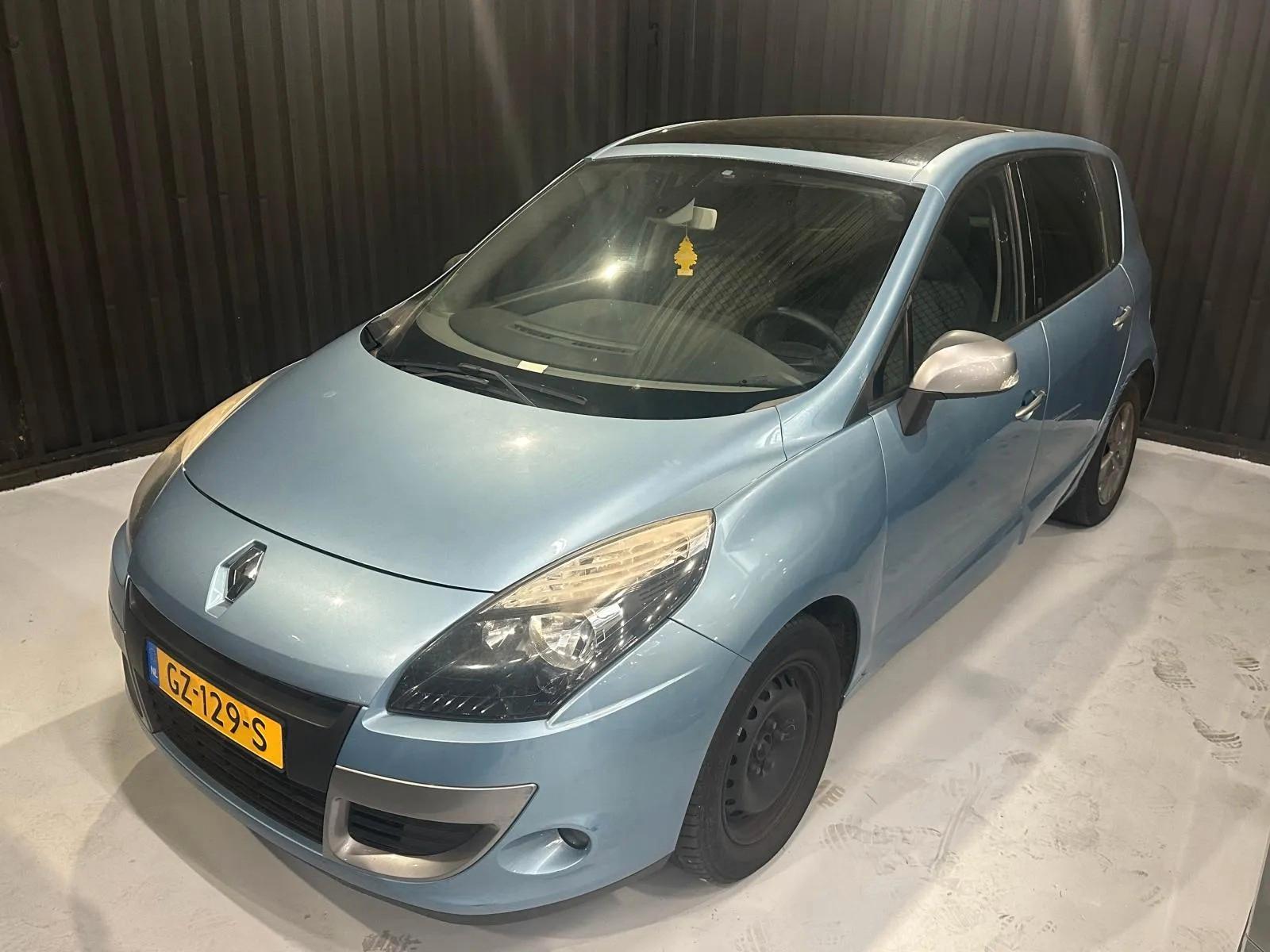 Renault MEGANE SCENIC 1.5DCI 2011 7Person/Pano/Navi/Clim