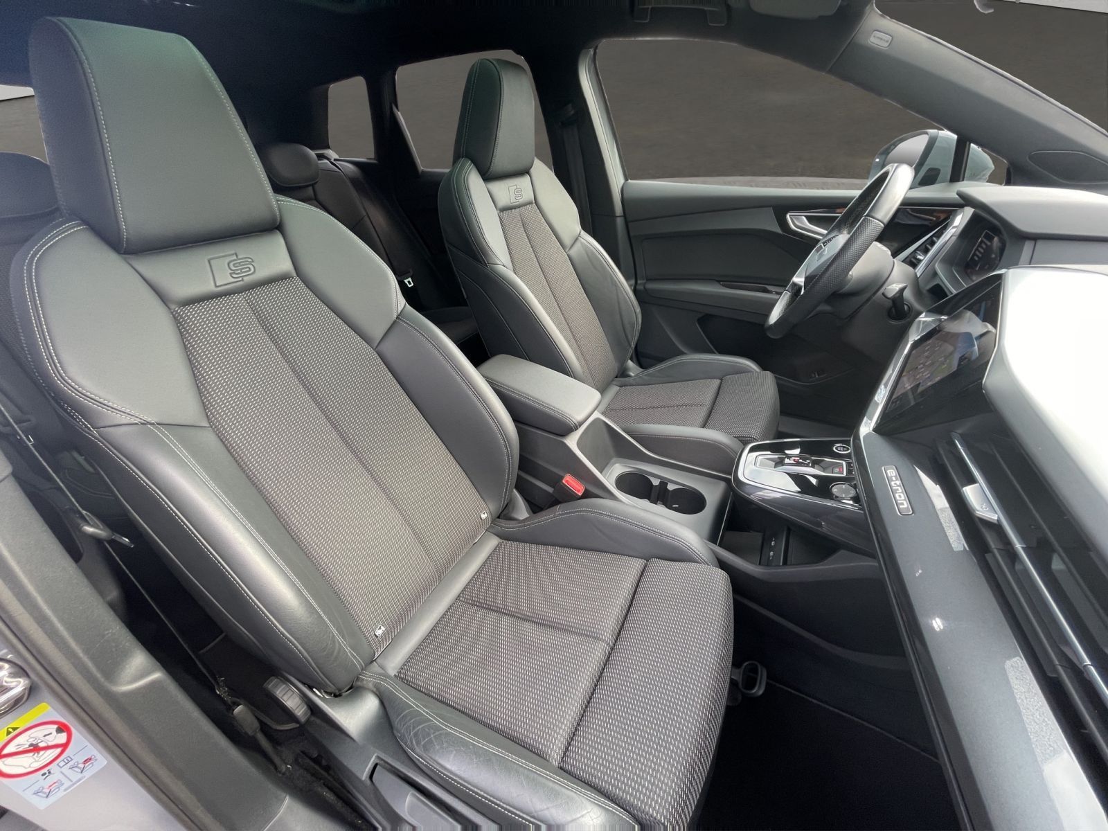 Audi Q4 e-tron - Bild 18
