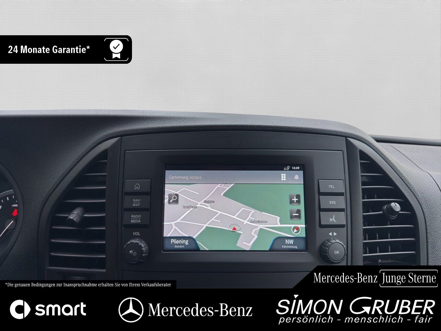 Fahrzeugabbildung Mercedes-Benz Vito 114 Tourer extralang Navi Kamera 8 Sitzer