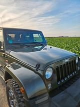 Jeep Wrangler 2.8l CRD Unlimited Sahara Automatik... - Jeep Wrangler: Privatanbieter