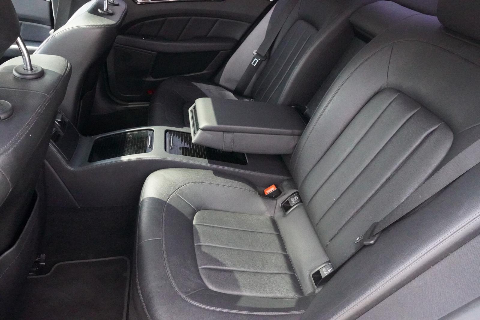 Mercedes-Benz CLS 400 Multibeam 360° Totwinkel Schiebedach