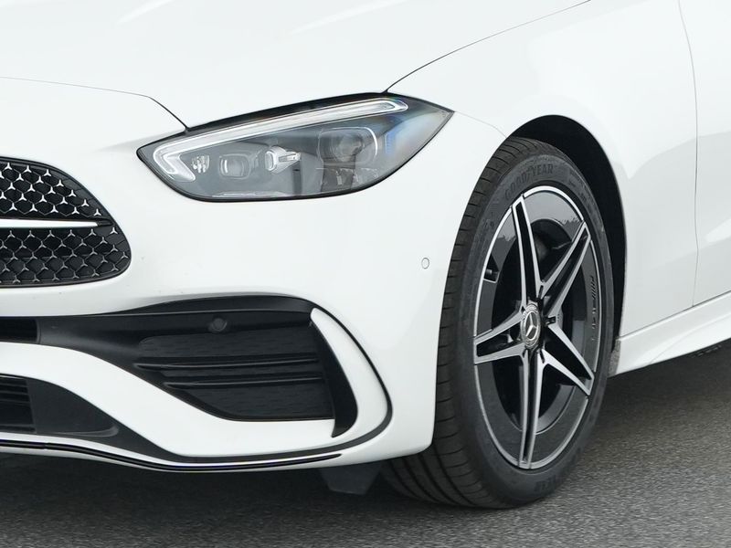 Fahrzeugabbildung Mercedes-Benz C 180 T AMG+NIGHT+DIGITALL+AHK+LENKRADHEIZ+