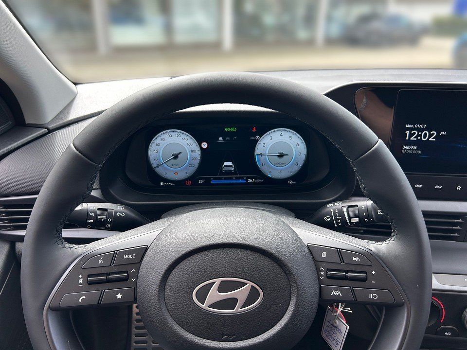 Fahrzeugabbildung Hyundai BAYON FL MY25 1.0T TREND BOSE-P LED+CARPLAY+NAV+