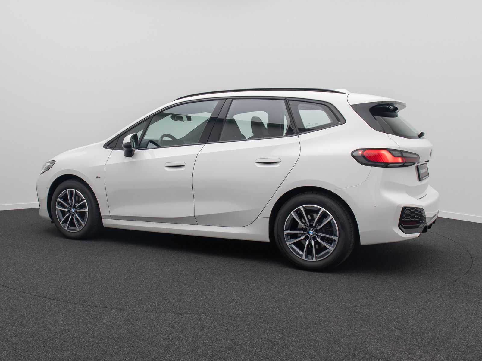 Fahrzeugabbildung BMW 218d Active Tourer M Sport LED Navi RFK AHK DAB