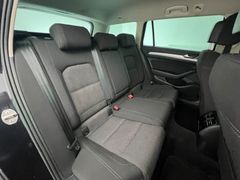 VW Passat Variant / MASSAGE/ ACC / GARANTIE / AHK /