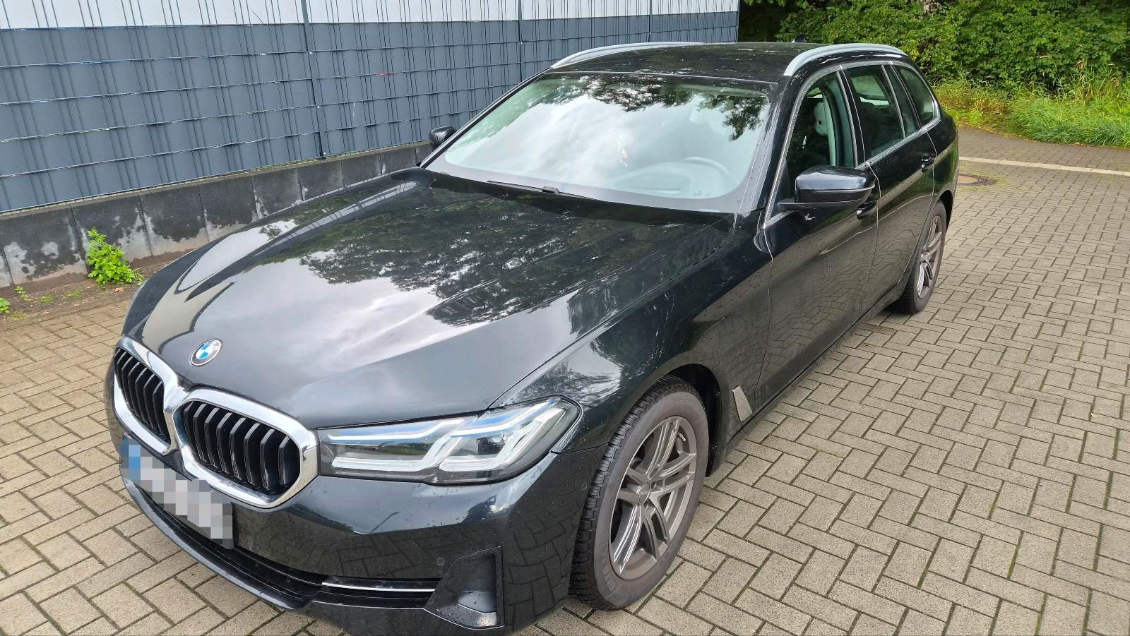 BMW 520d Laser Head Up AHK ACC Keyless Digital...