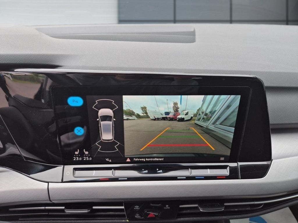 Golf VIII Variant 2.0 TDI Life *DSG*AHK*LED*NAVI