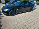 BMW 330i xDrive (2011) - BMW 330 aus 2011