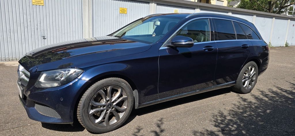 Image of Mercedes-Benz C 300