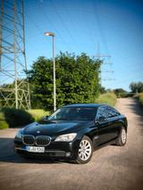 BMW 7er F01 750i TOP - BMW 750 in Bochum