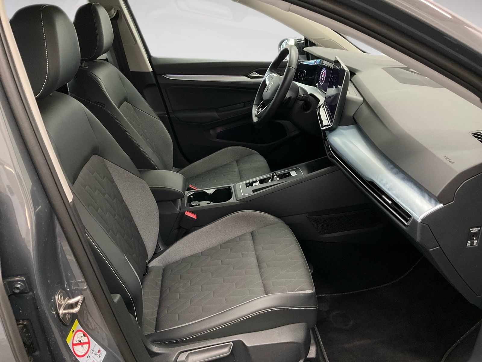 Volkswagen Golf - Bild 9