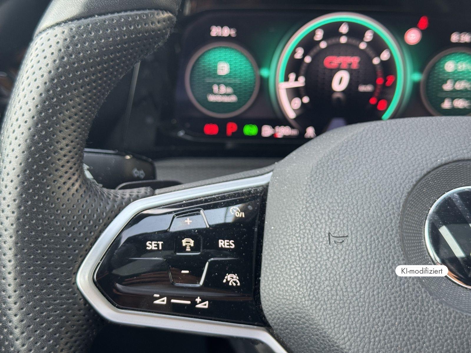 Volkswagen Golf VIII GTI 2.0 TSI DSG LED PLUS STANDHEIZUNG, миниатюра 15