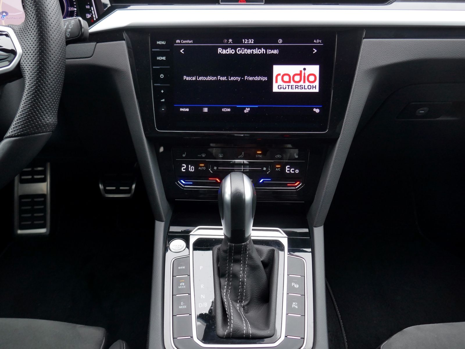 Fahrzeugabbildung Volkswagen Arteon SB R-Line 1.4 eHybrid DSG | LED AHK RFK