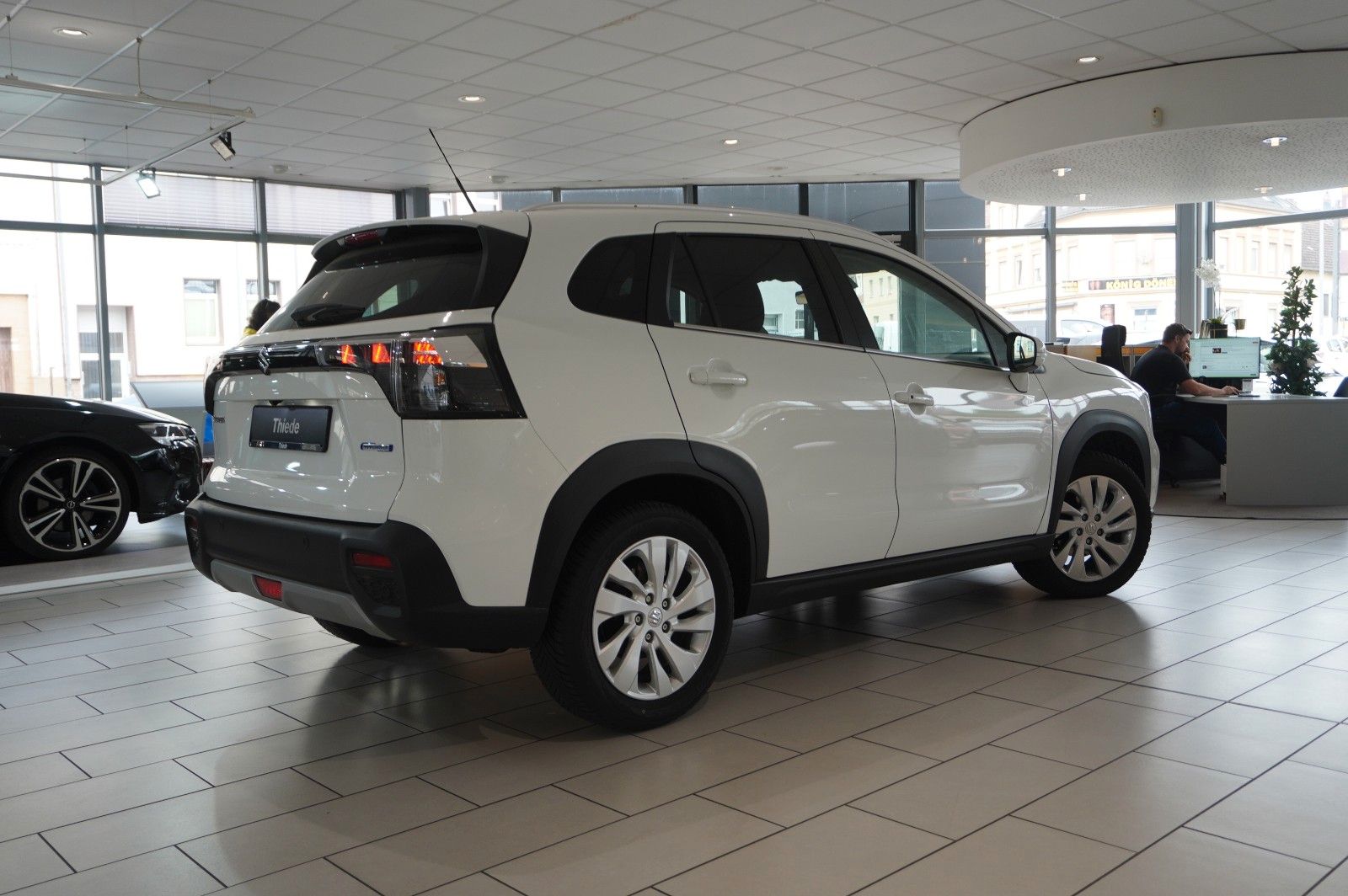 Fahrzeugabbildung Suzuki (SX4) S-Cross 1.4 COMFORT NAVI/LED/KAMERA/SH/DAB