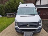 Volkswagen Crafter - Volkswagen Crafter aus 2016 mit Diesel-Antrieb: Kleinbus