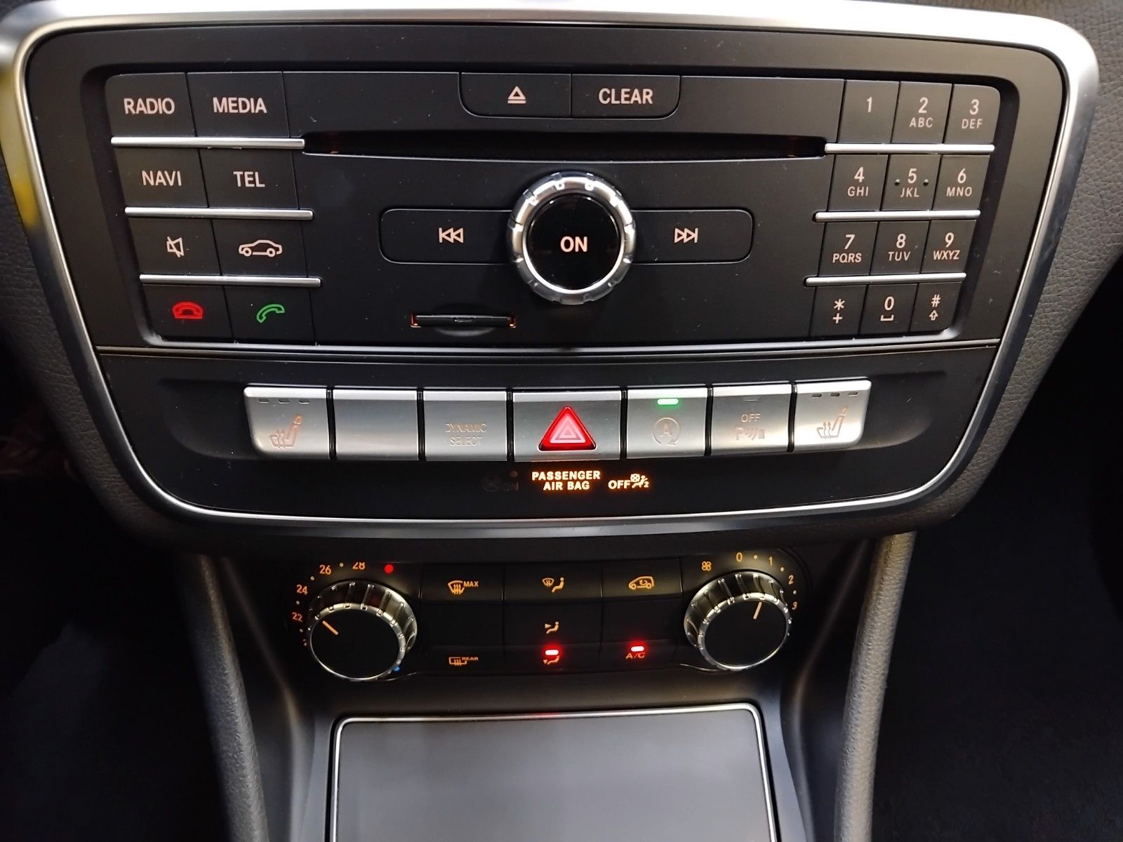 Mercedes-Benz GLA 200 (01/2020, Benzin)