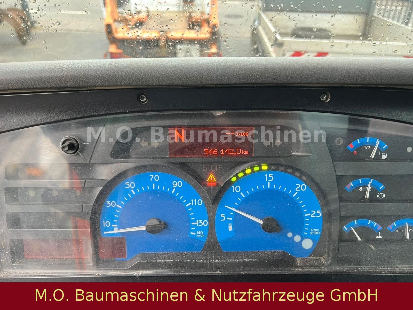 Fahrzeugabbildung Renault Kerax 270-19 DCI  / 4x2 / Marell AL 15990 /