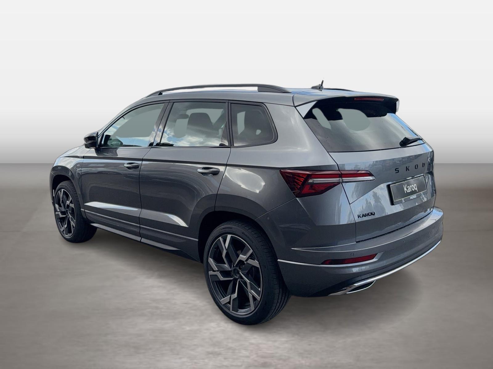 Skoda Karoq 2.0 TDI 4x4 Sportline Matrix AHK Pano SD