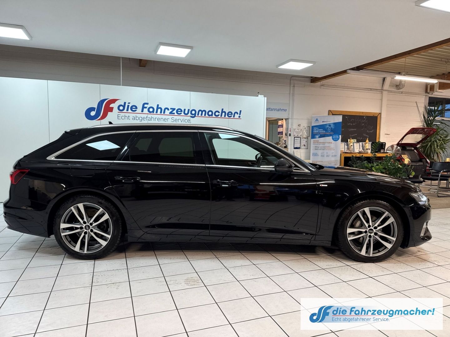 Fahrzeugabbildung Audi A6 Avant 40 TDI quattro sport S-line Sportpaket