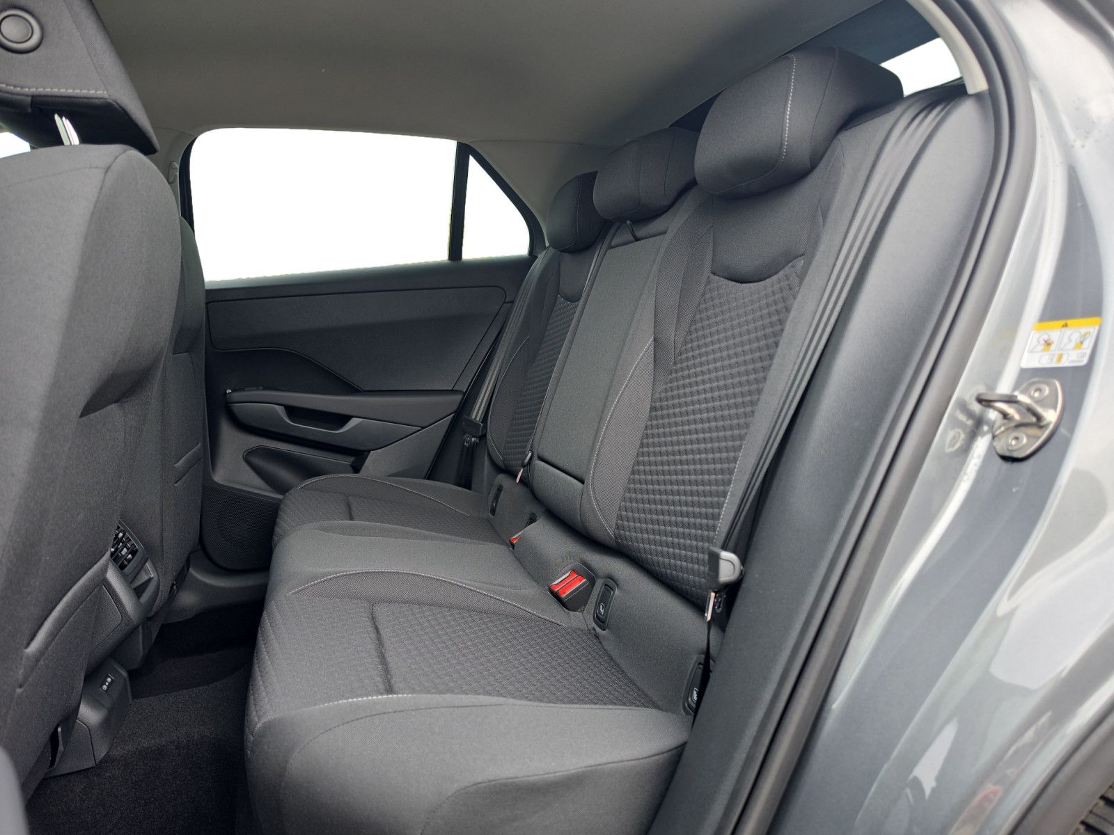 Volkswagen T-Roc - Bild 11