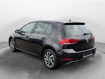 Volkswagen Golf Sound 1,0l TSI 110 PS 6-Gang